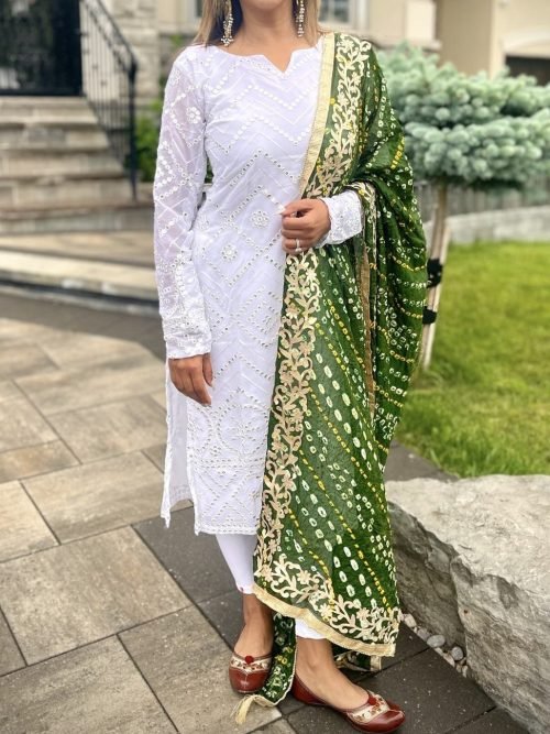 Bandhani Print Multicolored Ombre Dupatta With Golden Border - Chiffon