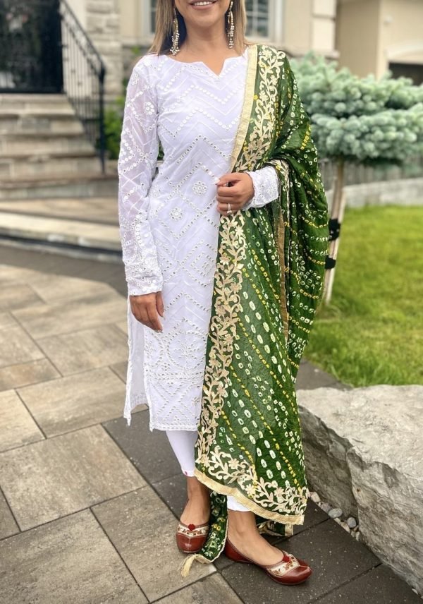 Bandhani Print Multicolored Ombre Dupatta With Golden Border - Chiffon