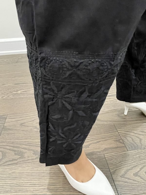 Stretchable Lycra Cotton Chikankari Pants (With Pockets) - Black & White - Freesize